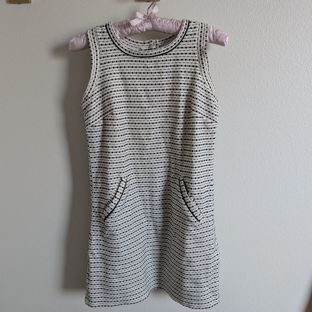 LOFT Black and White Patterned Top